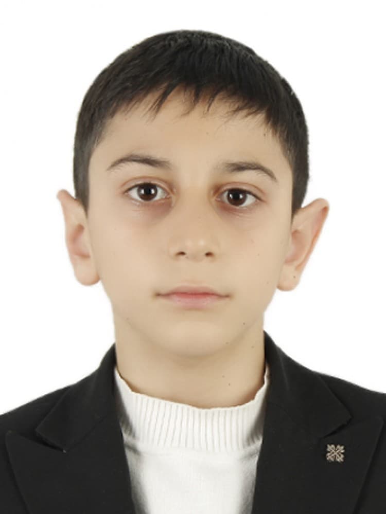 Vazir Khudataev