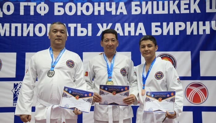 Ветераны на VIII Чемпионате и Первенстве города Бишкек.