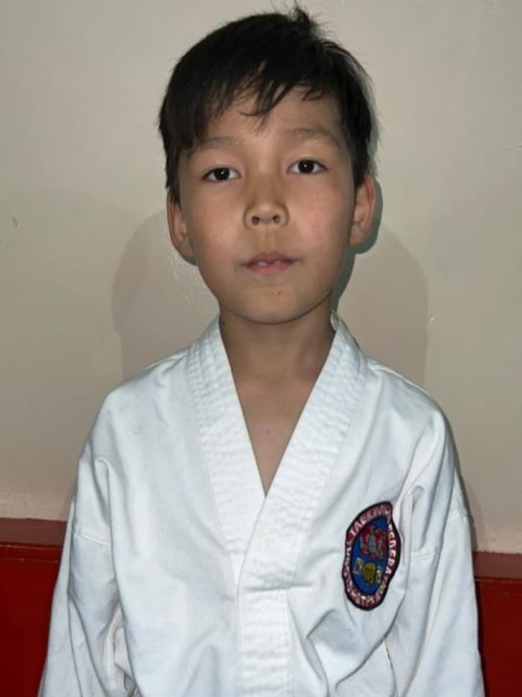 Али Урматов